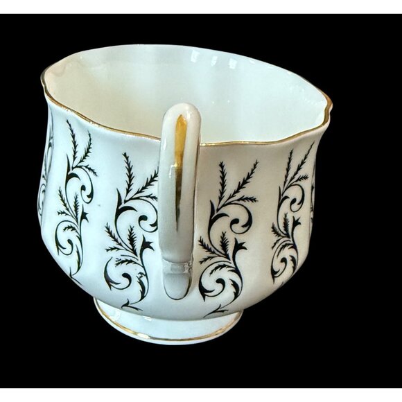 Vtg Taylor & Kent England Elizabethan Gold Trim Fine Bone China Cup & Saucer Set - Picture 3 of 8